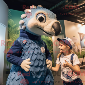 Maskot karakter af en Navy...