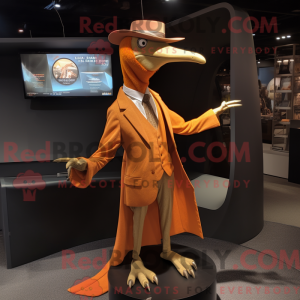 Maskotkarakter af en orange...