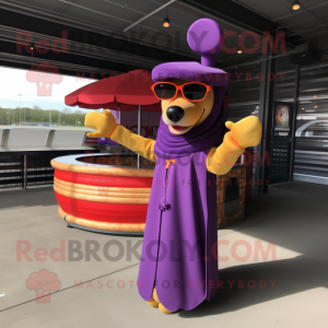 Purple Hot Dogs maskot...