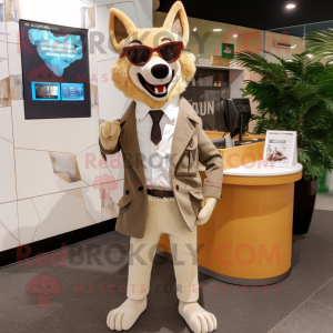 Beige Dingo maskot kostume...