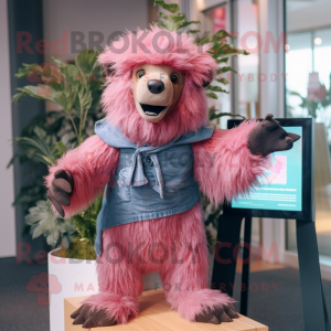 Pink Sloth Bear mascotte...