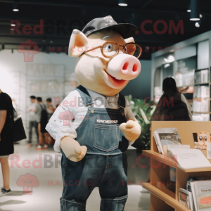 Postava maskota Pig...