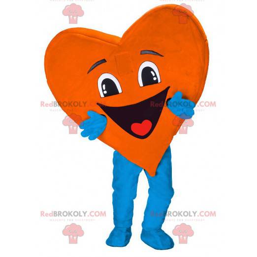 Zeer glimlachende hartvormige mascotte. Hart mascotte -