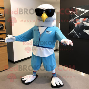 Sky Blue Falcon maskot...