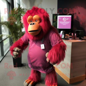 Magenta orangutang maskot...